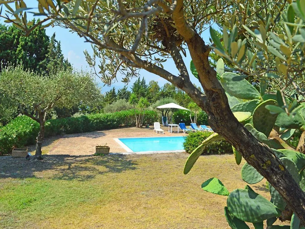Villa Tullio Capo dʼOrlando